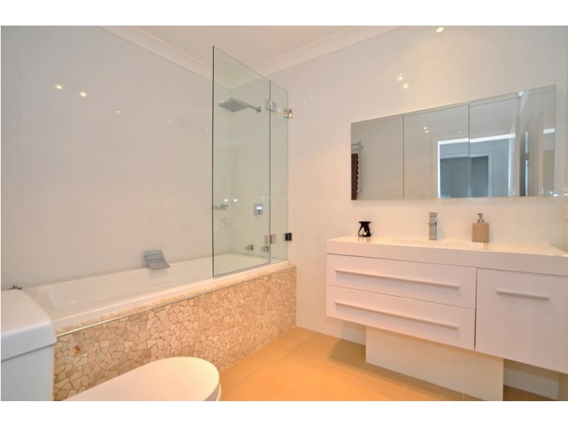 31 Welcome St, Woy Woy NSW 2256