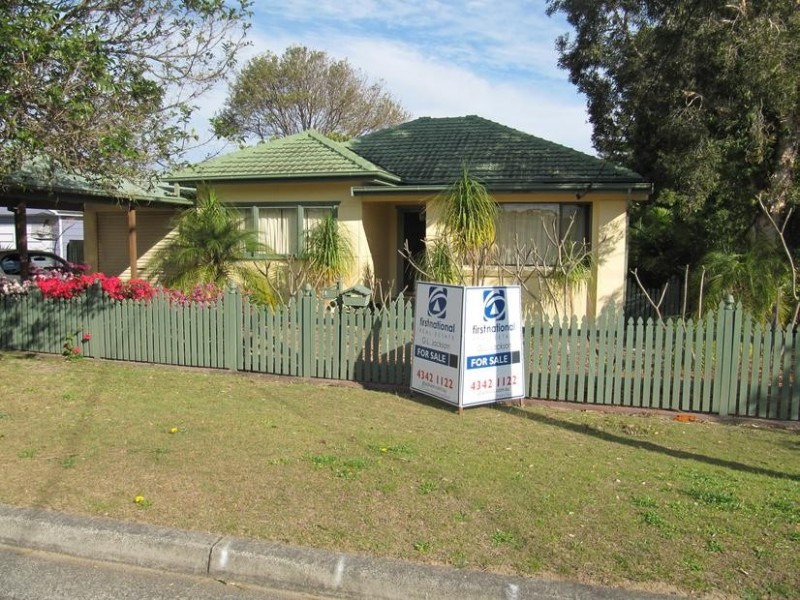 6 Bream Rd, Ettalong Beach NSW 2257