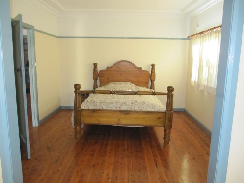 6 Bream Rd, Ettalong Beach NSW 2257