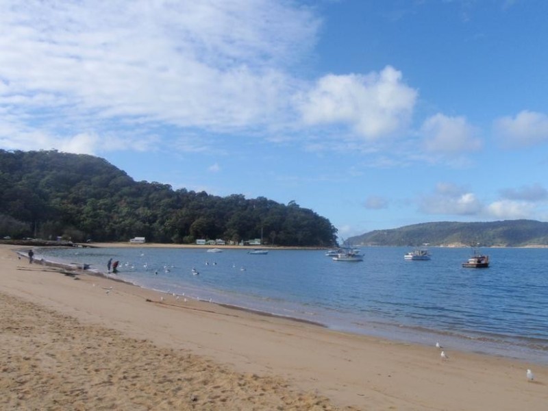 1 Bay St, Patonga Beach NSW 2256