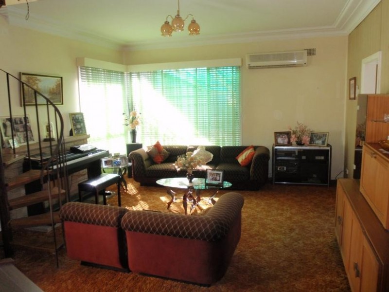 85 Neptune St, Umina Beach NSW 2257