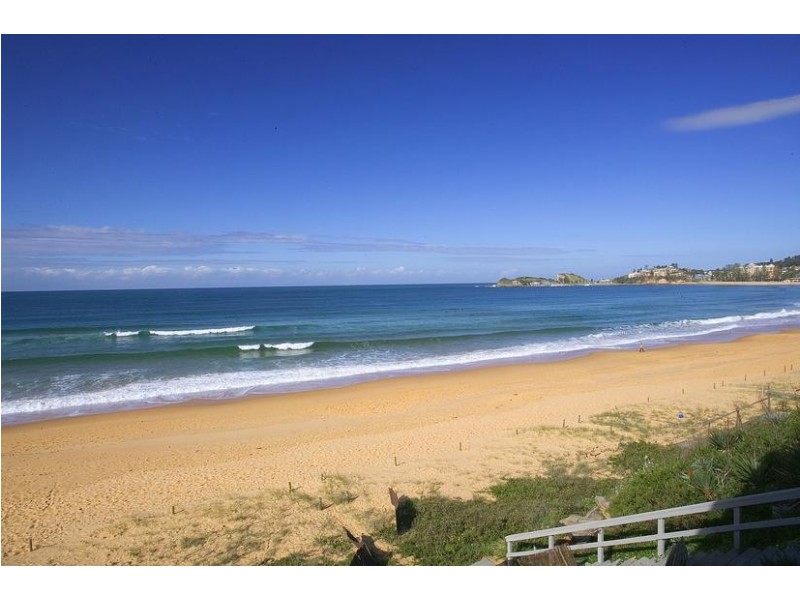 51 Ocean View Dr, Wamberal NSW 2260