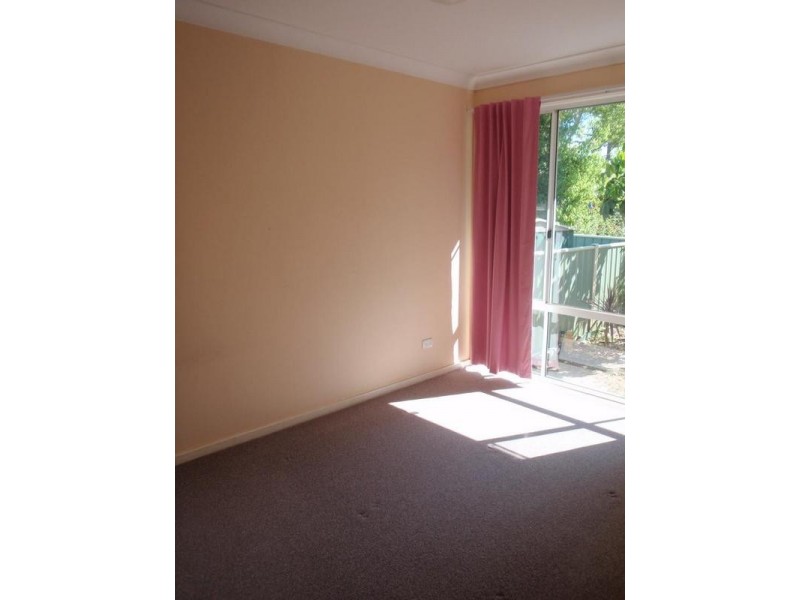 8a Rothwell, Woy Woy NSW 2256