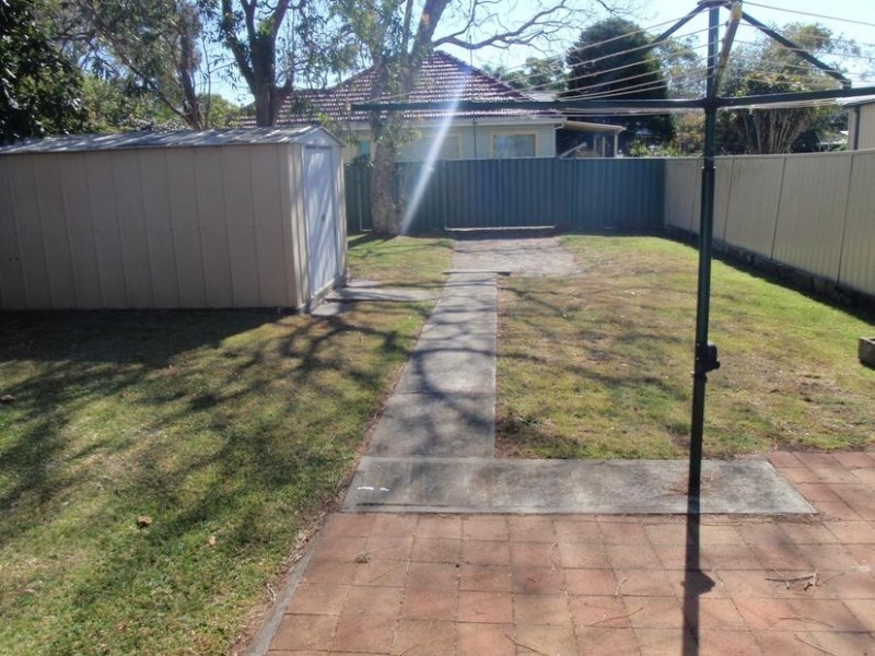 183 Trafalgar Ave, Umina Beach NSW 2257