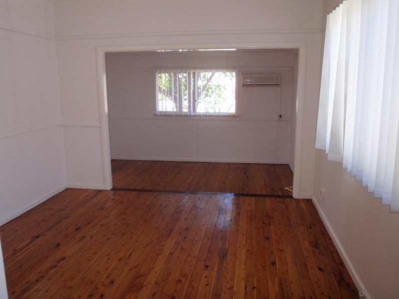 183 Trafalgar Ave, Umina Beach NSW 2257