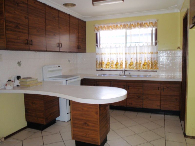 12 Mount Ettalong Rd, Umina Beach NSW 2257