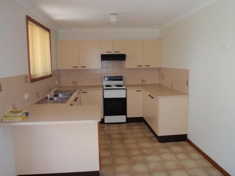 2/16 Winifred Ave, Umina Beach NSW 2257