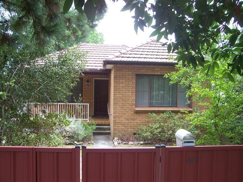 43 Edward St, Woy Woy NSW 2256