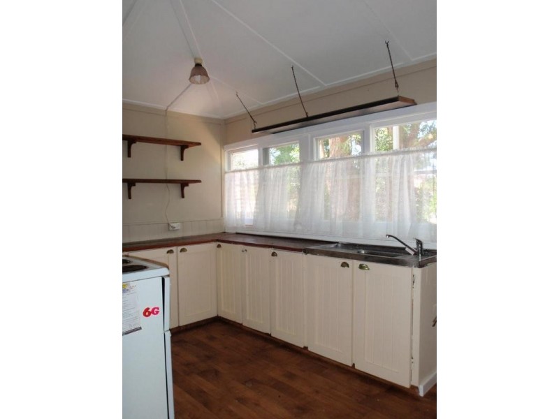 38 Schnapper Rd, Ettalong Beach NSW 2257