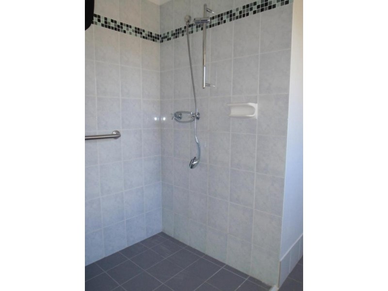 Cabin/126 Booker Bay Rd, Booker Bay NSW 2257