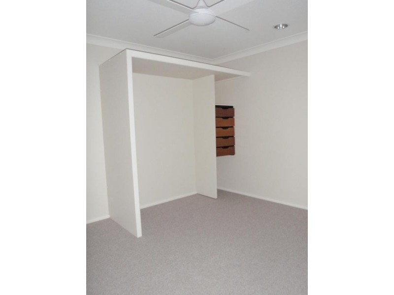 70 McEvoy Ave, Umina Beach NSW 2257