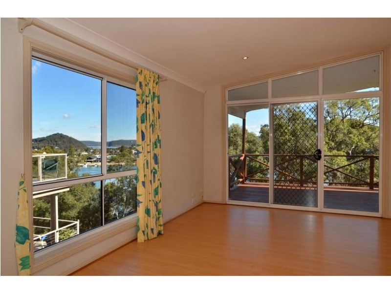 56 Fishermans Pde, Daleys Point NSW 2257