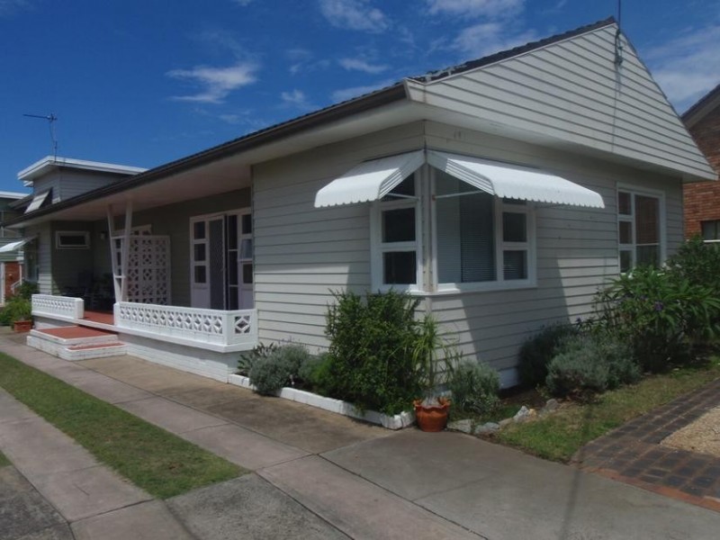 1/14 Augusta St, Umina Beach NSW 2257