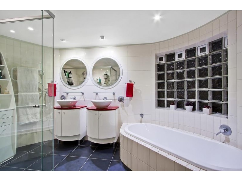 3 Guyra St, Booker Bay NSW 2257