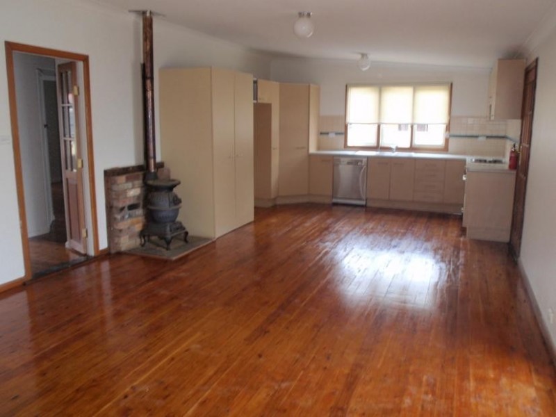 82 Neptune St, Umina Beach NSW 2257