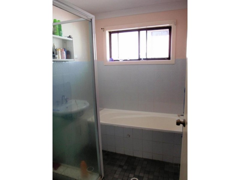 1/16 Pacific Ave, Ettalong Beach NSW 2257