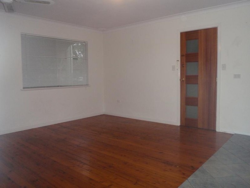 5 Hillview St, Woy Woy NSW 2256
