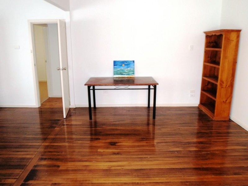 40 Beach St, Ettalong Beach NSW 2257