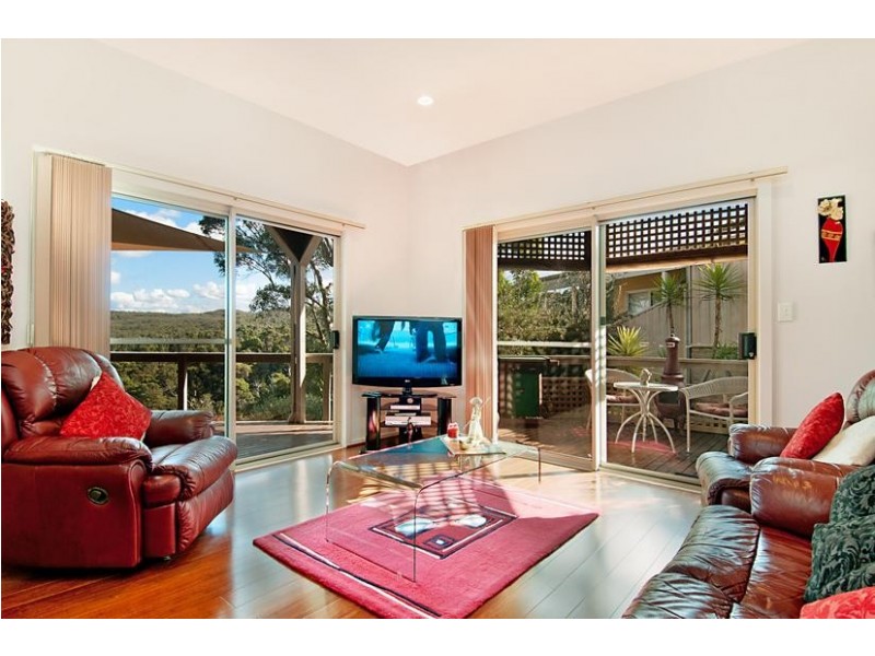 7 The Postern, Umina Beach NSW 2257