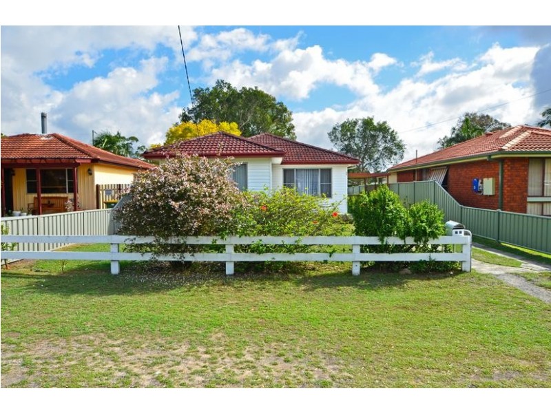 77 Pozieres Avenue, Umina Beach NSW 2257