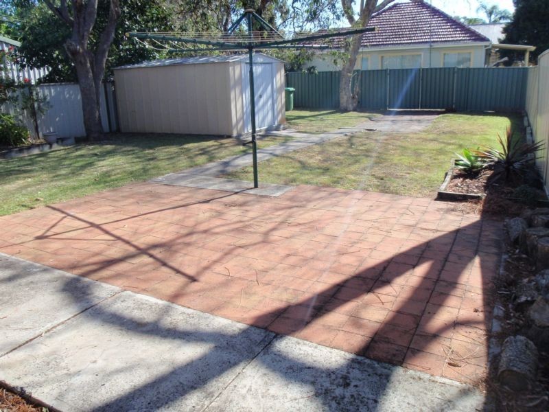 183 Trafalgar Ave, Umina Beach NSW 2257