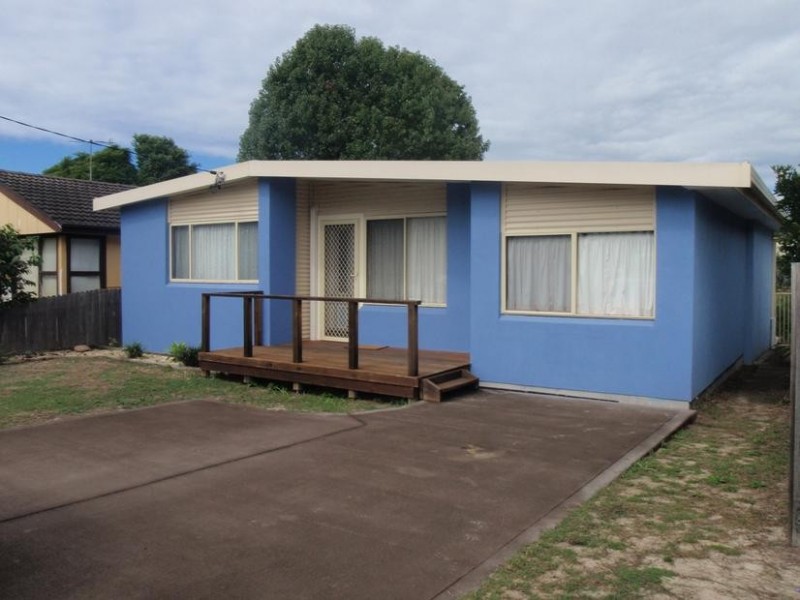 82 Nowack Ave, Umina Beach NSW 2257