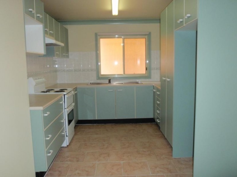 82 Nowack Ave, Umina Beach NSW 2257