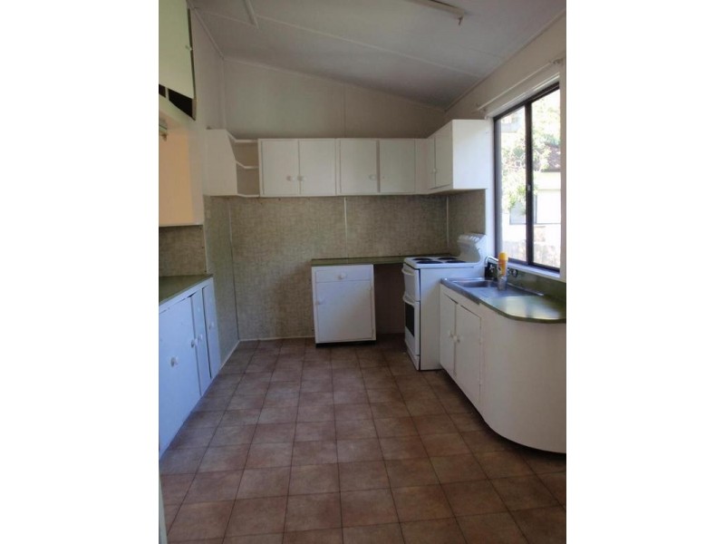 10 Palm Street, Ettalong Beach NSW 2257