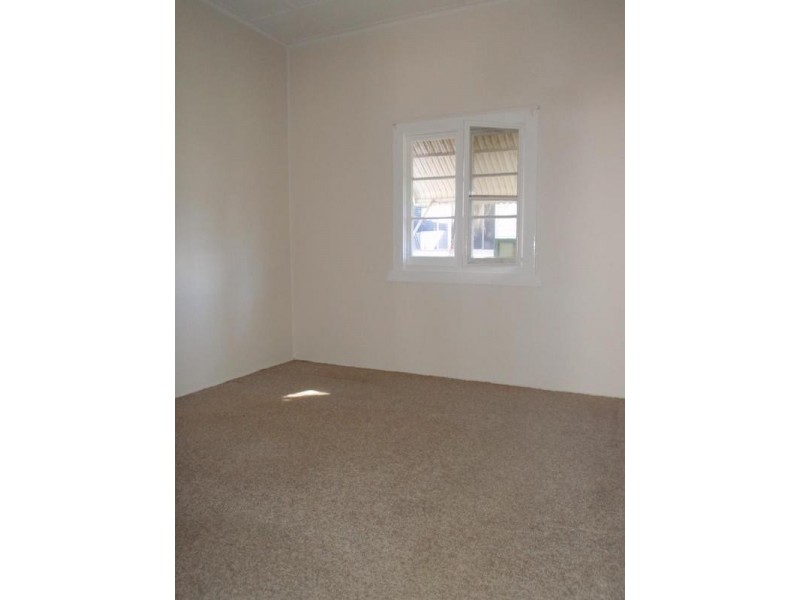 10 Palm Street, Ettalong Beach NSW 2257