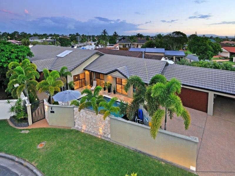 6 Shute Court, Paradise Point QLD 4216