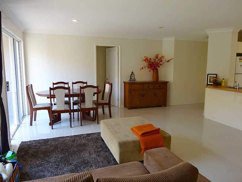 30 Leighanne Cres, Arundel QLD 4214