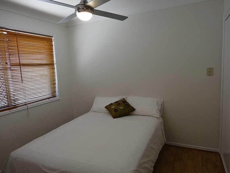 2/10 Louise St, Southport QLD 4215