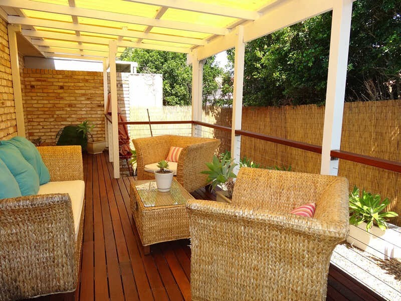 2/10 Louise St, Southport QLD 4215