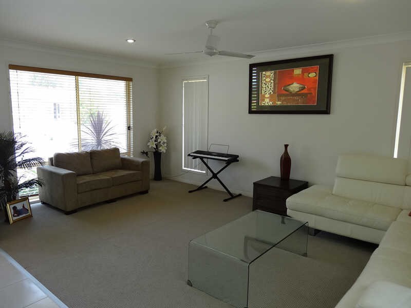 17 Silkwood Way, Molendinar QLD 4214