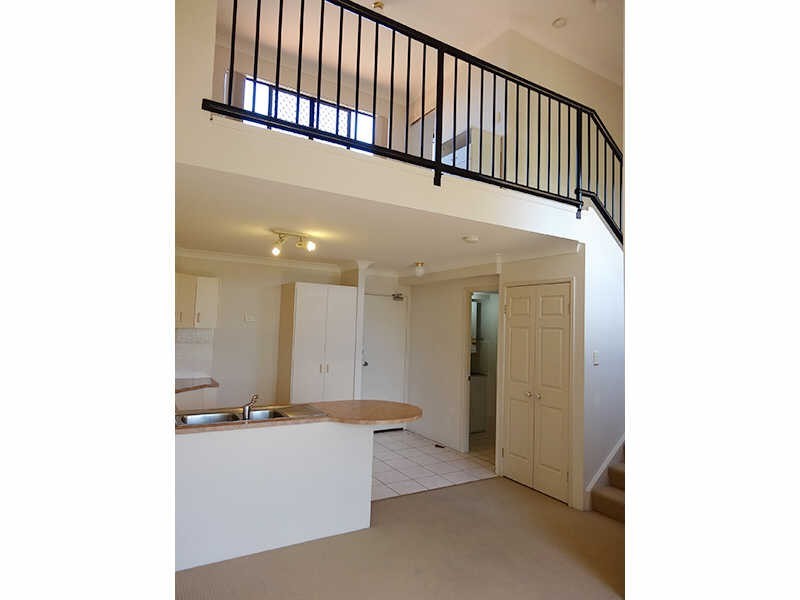 13/143 Frank St, Labrador QLD 4215