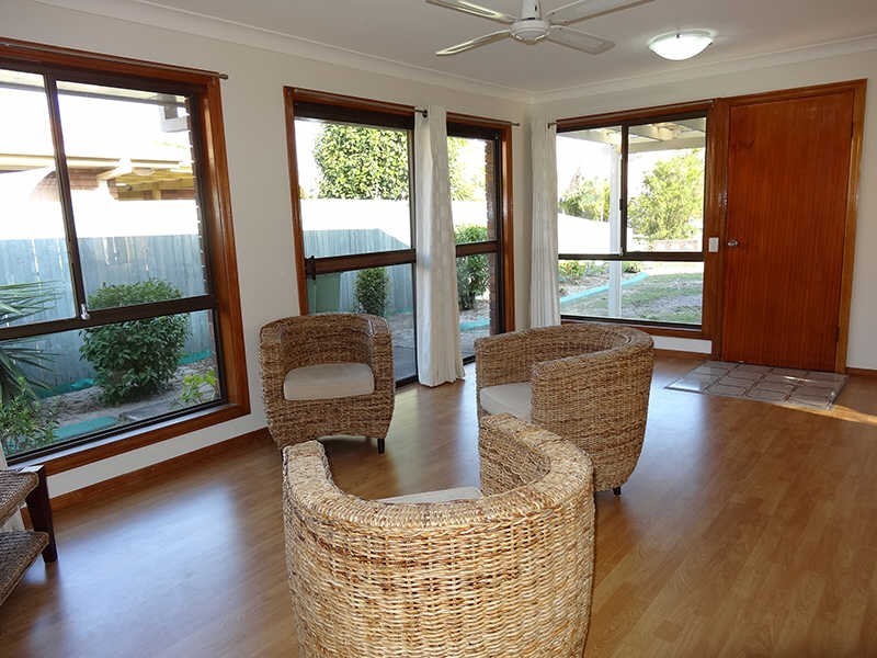 1/18 Warrie Close, Paradise Point QLD 4216