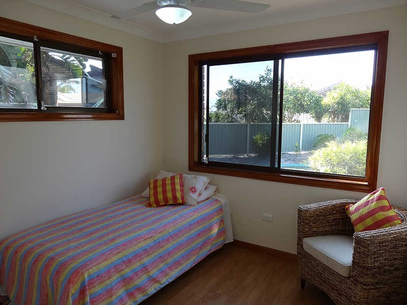 1/18 Warrie Close, Paradise Point QLD 4216