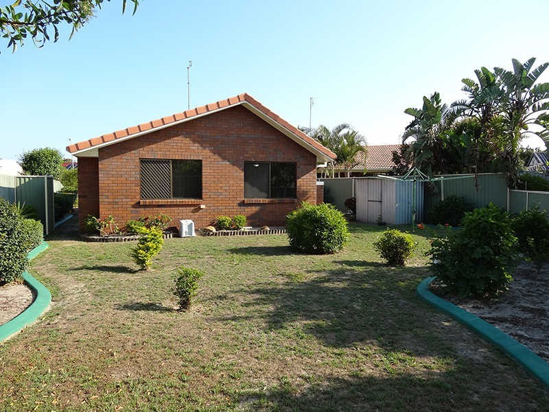 1/18 Warrie Close, Paradise Point QLD 4216