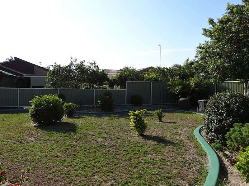 1/18 Warrie Close, Paradise Point QLD 4216