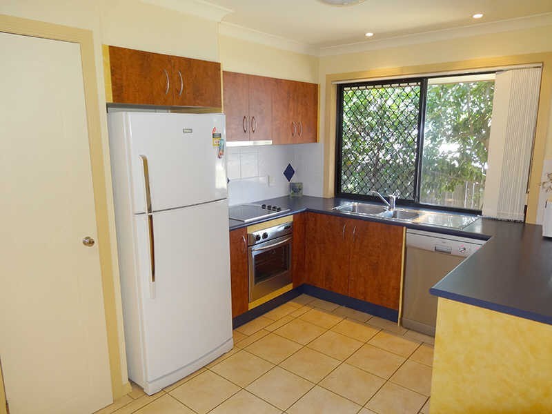 1/3 Margaroola Avenue, Biggera Waters QLD 4216