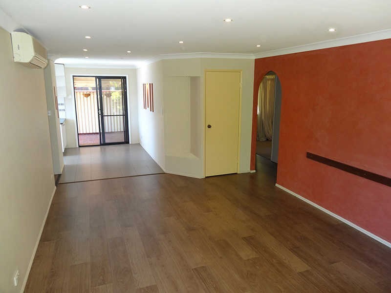 2/19 Brown Street, Labrador QLD 4215