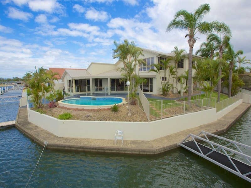 68 Sundance Way, Runaway Bay QLD 4216