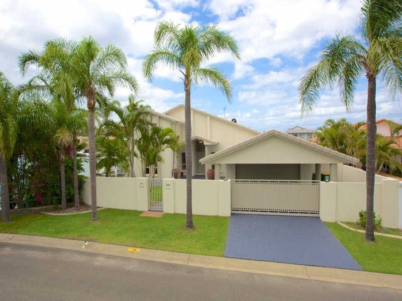 68 Sundance Way, Runaway Bay QLD 4216