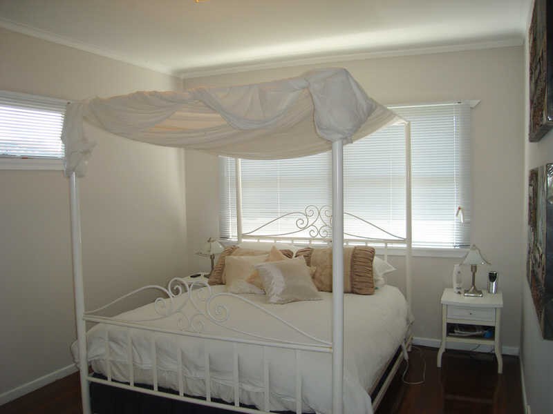 1/4 Clam Street, Runaway Bay QLD 4216