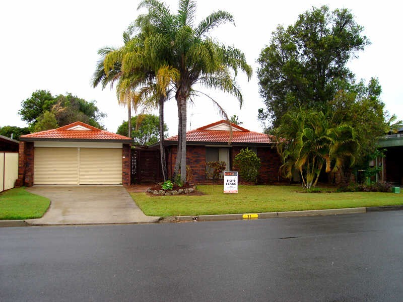 21 Burrinjuck Drive, Coombabah QLD 4216