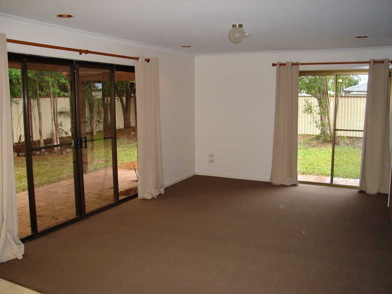 21 Burrinjuck Drive, Coombabah QLD 4216