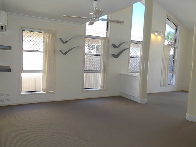 13 Saltbreeze Court, Runaway Bay QLD 4216