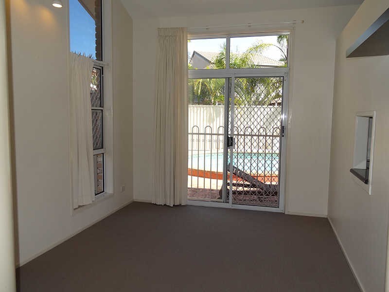 13 Saltbreeze Court, Runaway Bay QLD 4216