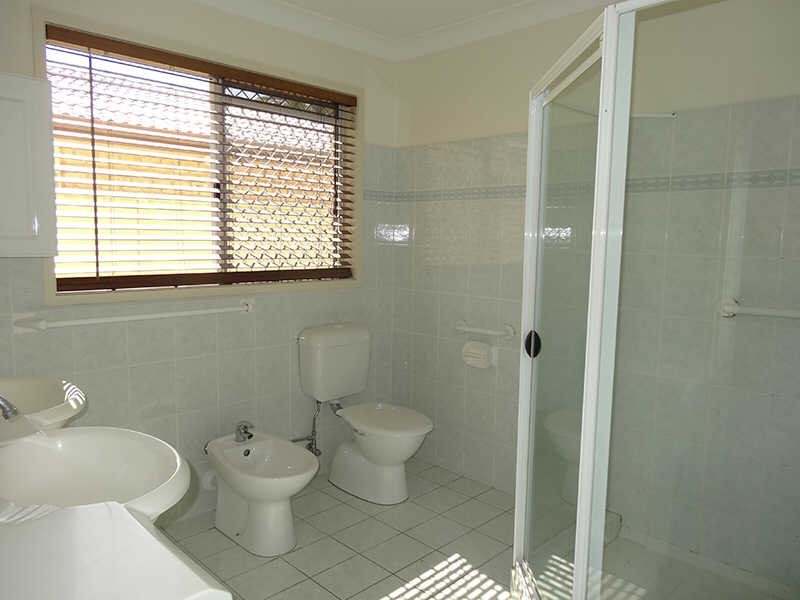 13 Saltbreeze Court, Runaway Bay QLD 4216