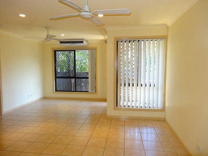 2/3 Margaroola Ave, Biggera Waters QLD 4216